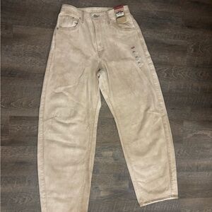 Levi's Women Cinch Barrel Light Tan Chinos. NEW WITH TAGS